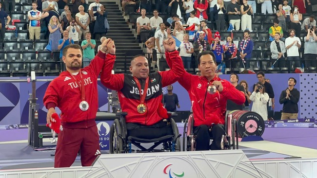 Đoàn thể thao người khuyết tật Việt Nam tại Paralympic 2024: Lịch sử gọi tên Lê Văn Công - Ảnh 1.